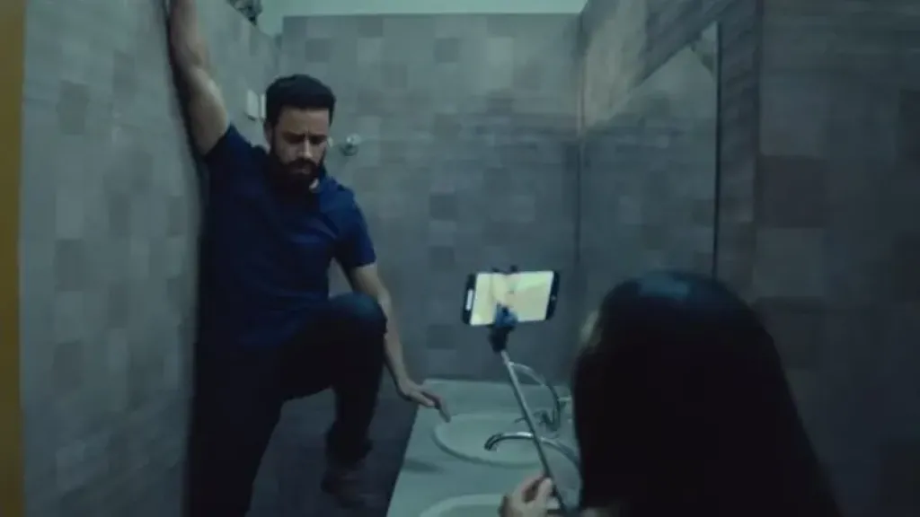 طرح البرومو الرسمي لفيلم ”إذما” بظهور خاص لعدد من النجوم