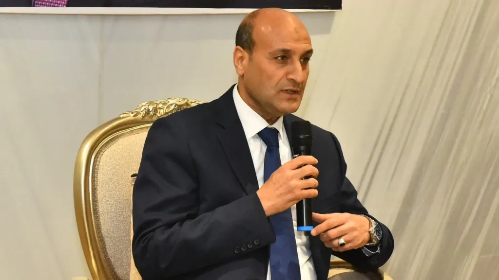 محافظ أسيوط: برنامج ثقافي وفني متنوع بقصور وبيوت الثقافة احتفالًا بعيد العمال