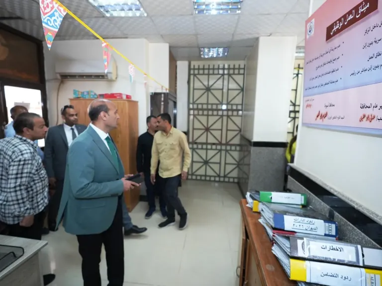 محافظ أسيوط يتفقد جاهزية مكتب التصديقات والتوثيق بديوان عام المحافظة