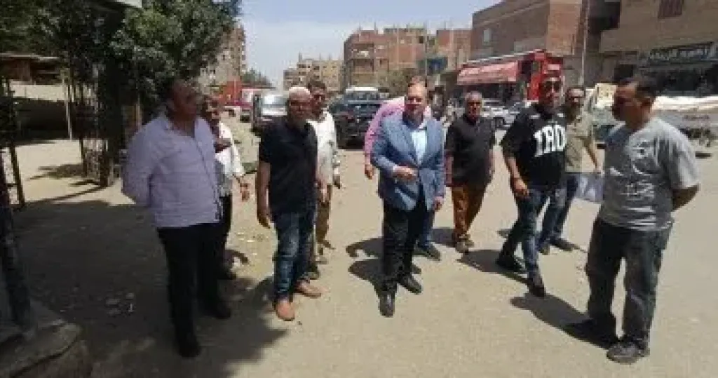 نائب محافظ الجيزة يتابع الحالة العامة للنظافة ورفع الإشغالات بمركز أوسيم