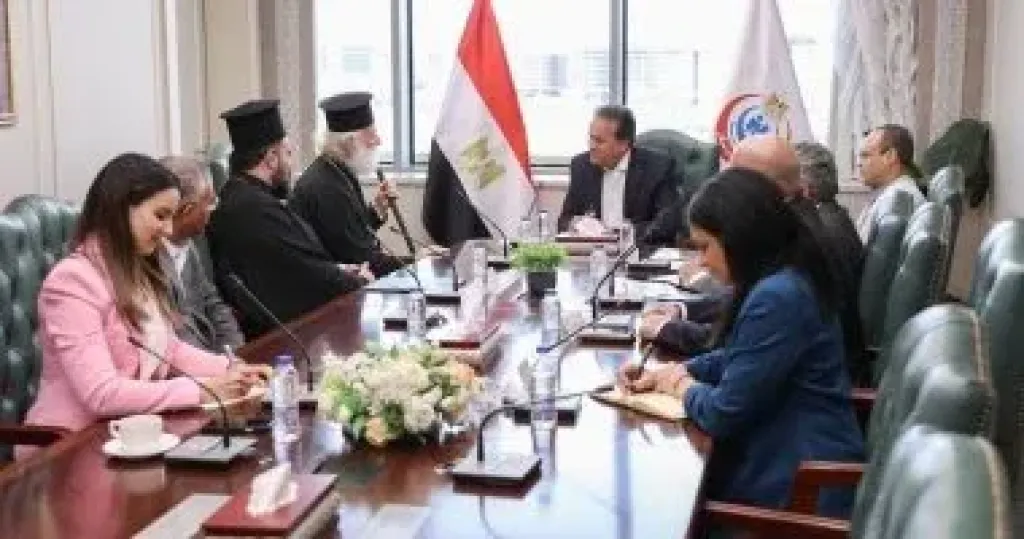 وزير الصحة يستقبل بابا الروم الأرثوذكس لبحث إنشاء مستشفى جديد بالإسكندرية