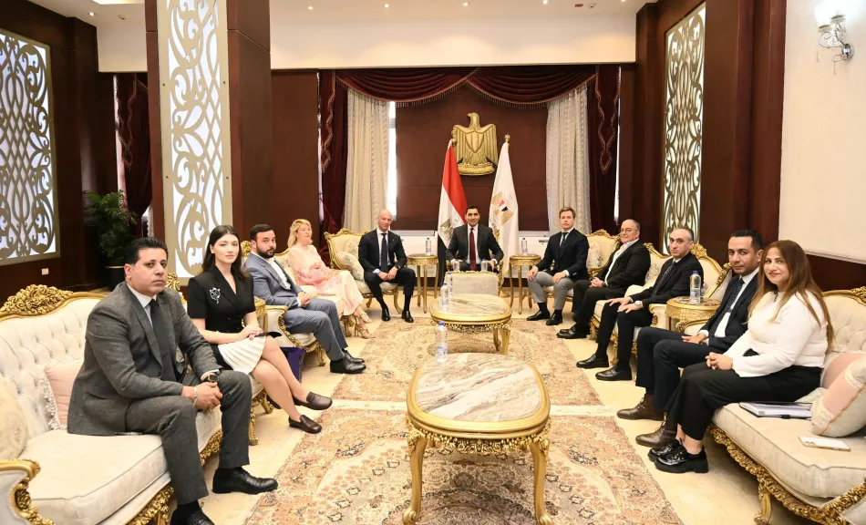 وزير  الشباب يلتقي نائب رئيس اللجنة الأولمبية الروسية  ورئيس مجموعة ماراثون  الاستثمارية بروسيا