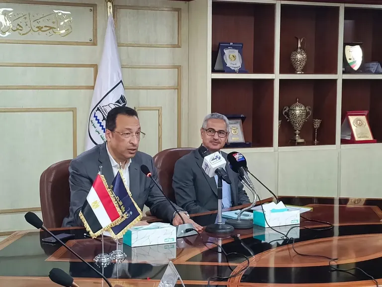 ​المهندس رأفت هندي: تعاون وثيق مع محافظة بني سويف لرفع كفاءة الأداء الحكومة وخدمة المواطنين