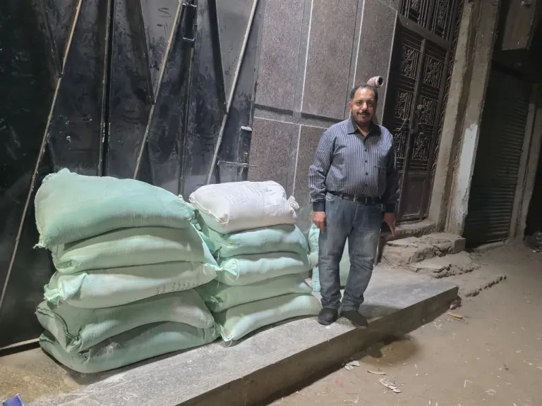 محافظ أسيوط: ضبط 58 جوال دقيق بلدي مدعم في حملات تموينية متتالية