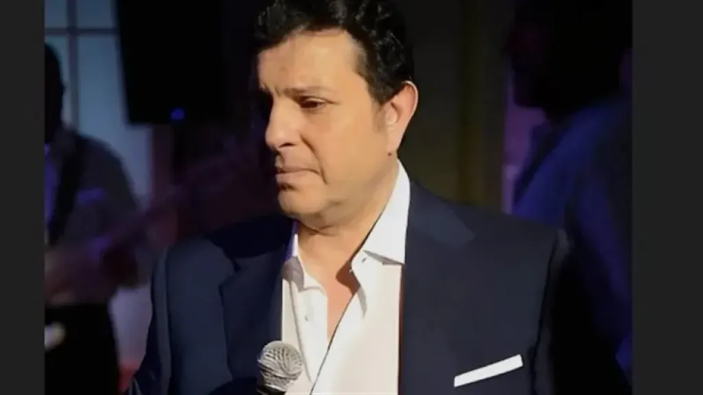 نسيانك صعب أكيد”، صدمة مشاهير الفن لوفاة هاني شاكر والسواد يخيم على صفحاتهم