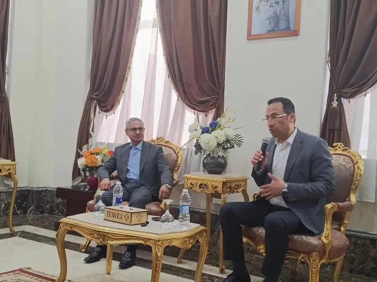 المهندس رأفت هندي يستعرض المحاور الخمسة لاستراتيجية وزارة الاتصالات الجديدة