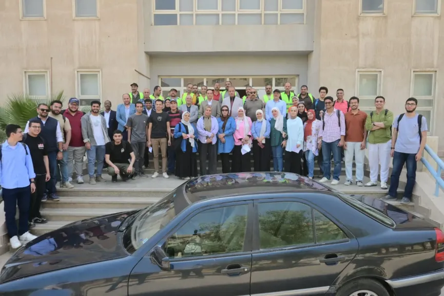 هندسه المطرية تنفذ تجربة ميدانية للاخلاء الإدارى للحرائق المفاجئة.. صور