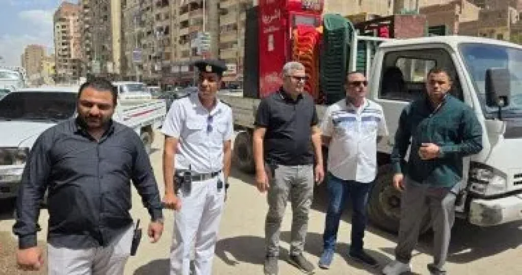 تشميع 11 منشأة مخالفة ورفع إشغالات الشارع خلال حملة بالطالبية