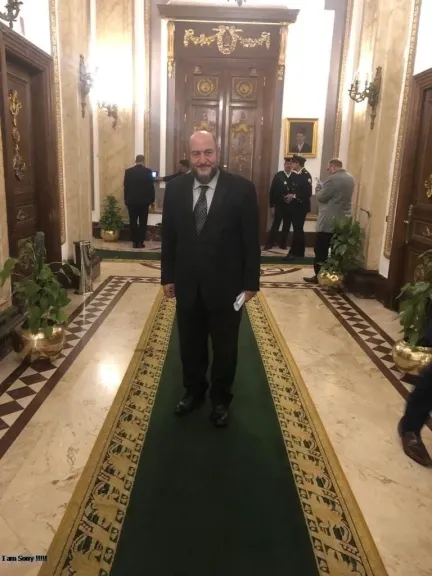 الكاتب الصحفى محمود الشاذلى يكتب : الأزمه المجتمعيه وعلاقتها بواقعنا المعاصر . رؤيه من العمق .