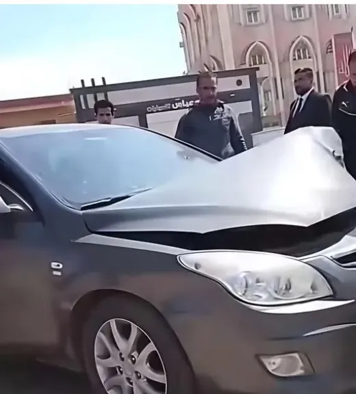 وصول طاقم حكام مباراة الزمالك وسموحة رغم حادث حكم الـVAR