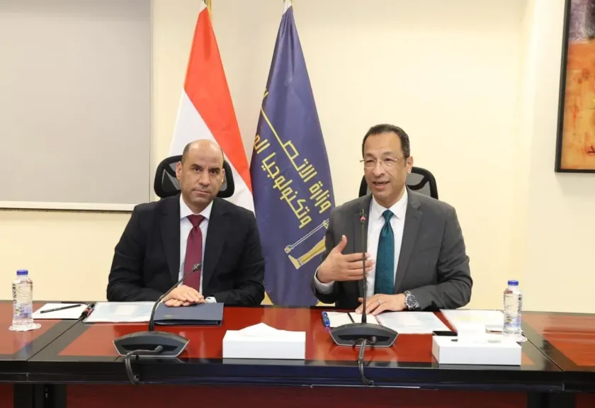 وزيرا الاتصالات والعمل يعلنان إطلاق خدمة ”كعب العمل” إلكترونياً عبر منصة مصر الرقمية