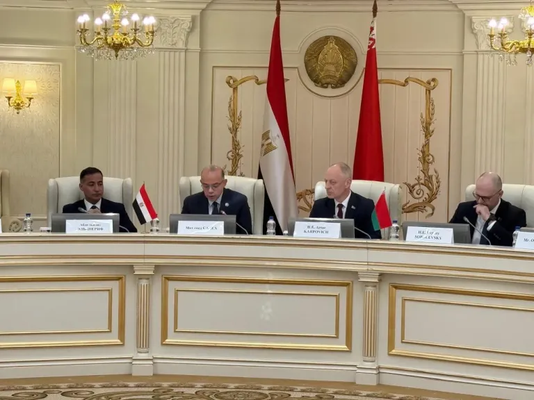 وزير الاستثمار: ننتقل بالعلاقات المصرية البيلاروسية إلى التكامل الصناعي وتوطين التكنولوجيا