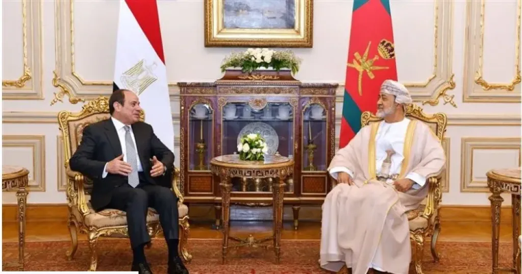 الرئيس السيسي وسلطان عمان يبحثان عددا من قضايا المنطقة وتداعياتها السياسية والاقتصادية