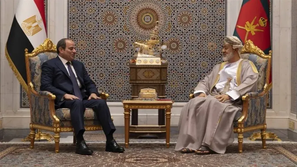 السيسي وسلطان عمان يبحثان سبل التوصل لاتفاق نهائي للأزمة الأمريكية الإيرانية عبر التفاهم والحوار