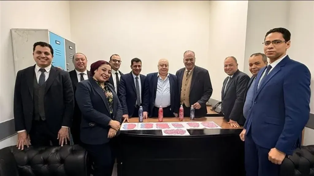 حاول الهروب، ضبط مخدرات بحوزة راكب عربي في مطار القاهرة