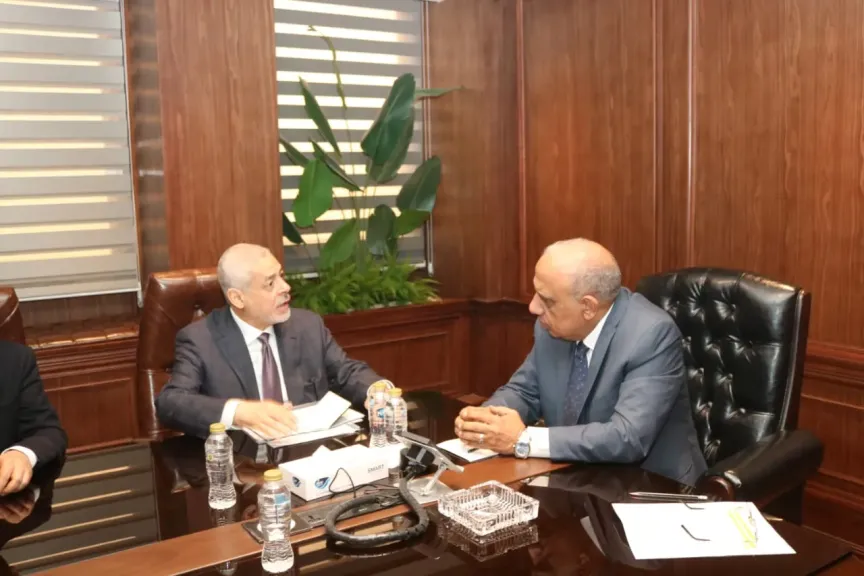 وزير الكهرباء يبحث مع مسئولي شركة ”AMEA POWER” الإماراتية  مستجدات تنفيذ مشروعات الطاقة الشمسية وطاقة الرياح  فى الزعفرانة ورأس شقير وبنبان