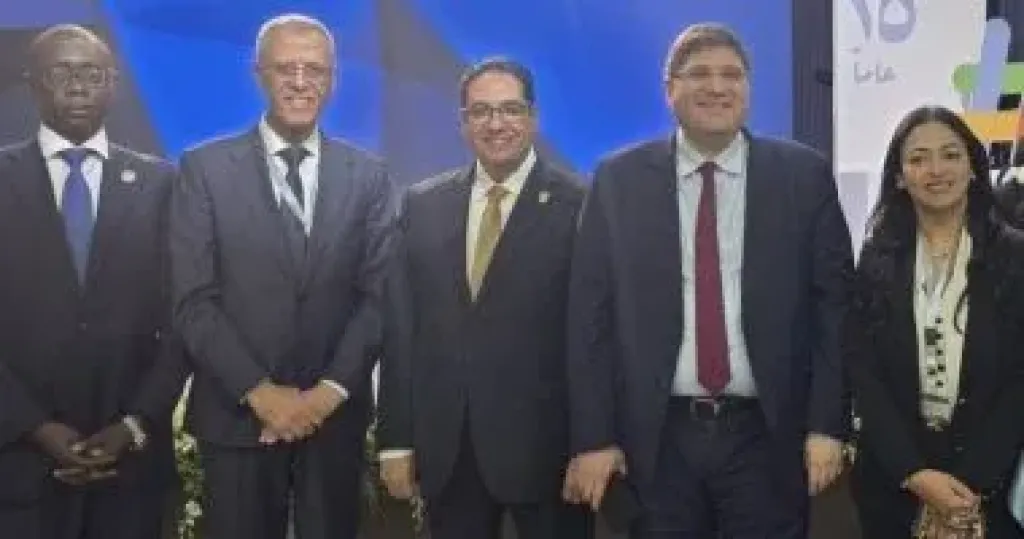 رئيس جامعة القاهرة يشارك في افتتاح المقر الجديد لجامعة سنجور ببرج العرب
