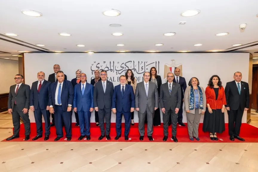 محافظ البنك المركزي المصري ووزير التموين  يشهدان توقيع بروتوكول تعاون مشترك
