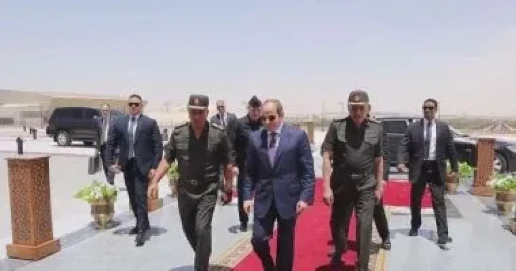 الرئيس السيسى يتفقد مقر القيادة الاستراتيجية بالعاصمة الجديدة