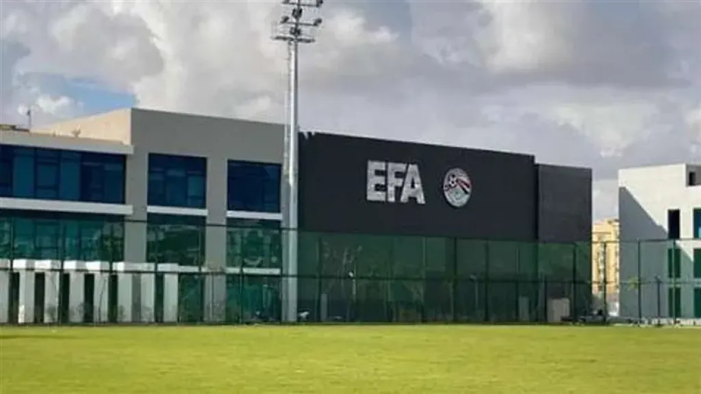 رسميا، حكام أجانب لمباراة الزمالك وسيراميكا كليوباترا