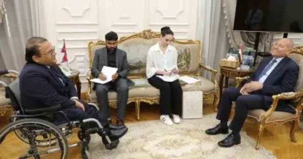 محافظ القاهرة يستقبل سفير نيبال في أول زيارة رسمية لديوان المحافظة لتعزيز التعاون