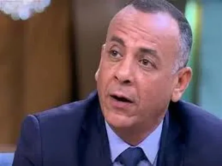 وزير السياحة ..إجازة بدون أجر.  د.مصطفى وزيرى  حتى المعاش
