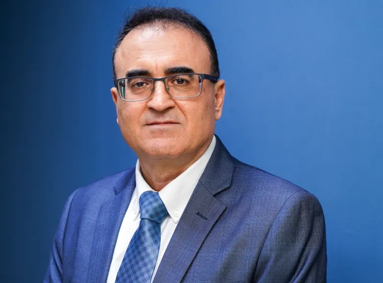 سباق الذكاء الاصطناعي يصل إلى الشركات العربية.. و”الأهرام” تطرح الأسئلة الصعبة