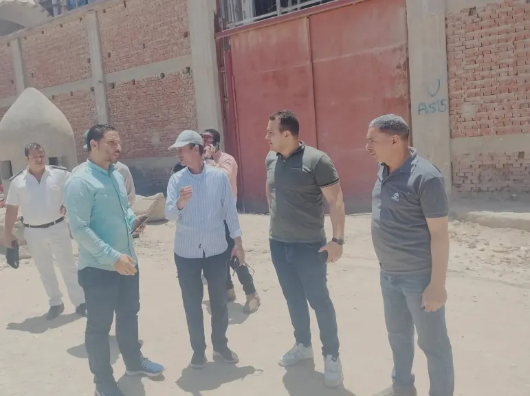 جاكلين ضرورة رفع الإشغالات وحجاج يتابع حالة شوارع كفر الدوار