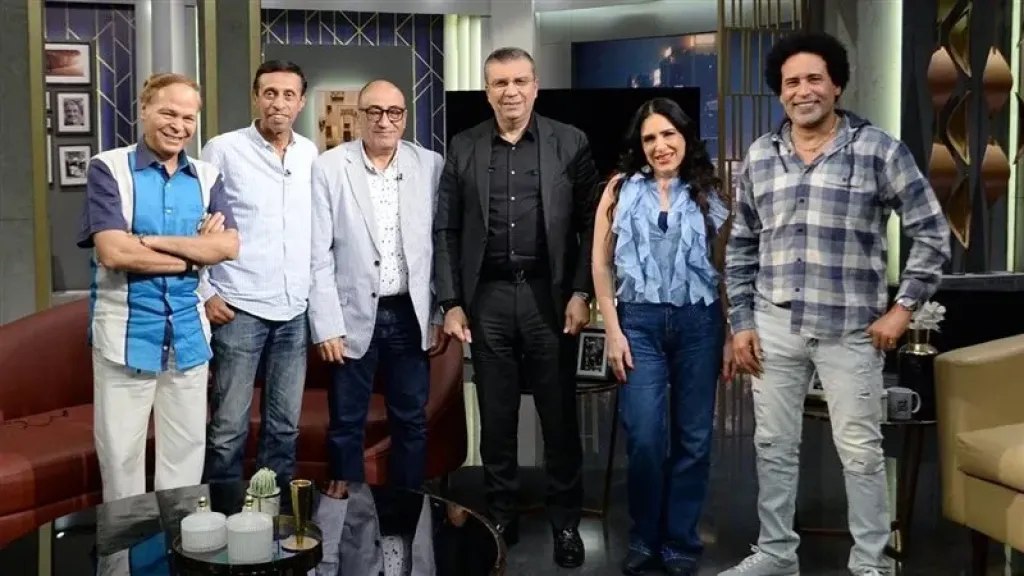أبطال مسرحية ”ابن الأصول” مع عمرو الليثي في ”واحد من الناس” الإثنين المقبل