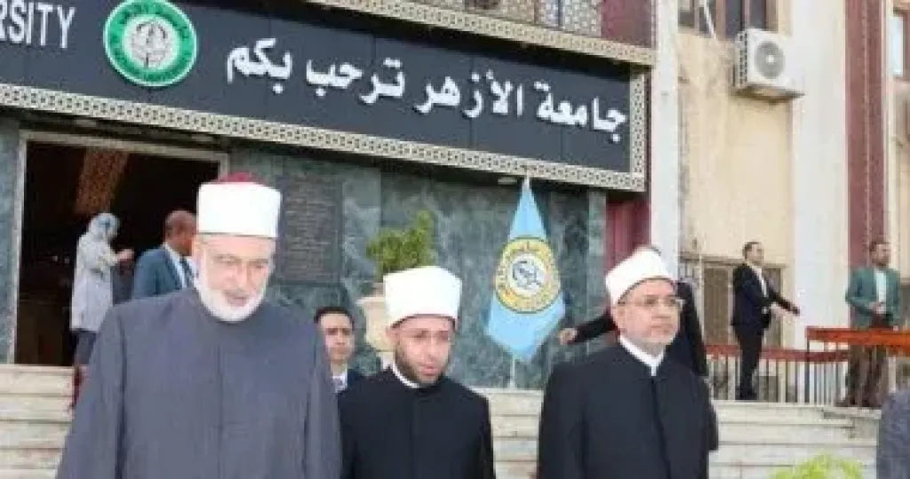 وزير الأوقاف يزور جامعة الأزهر ويؤكد: بيتنا العلمي والوطني الأصيل