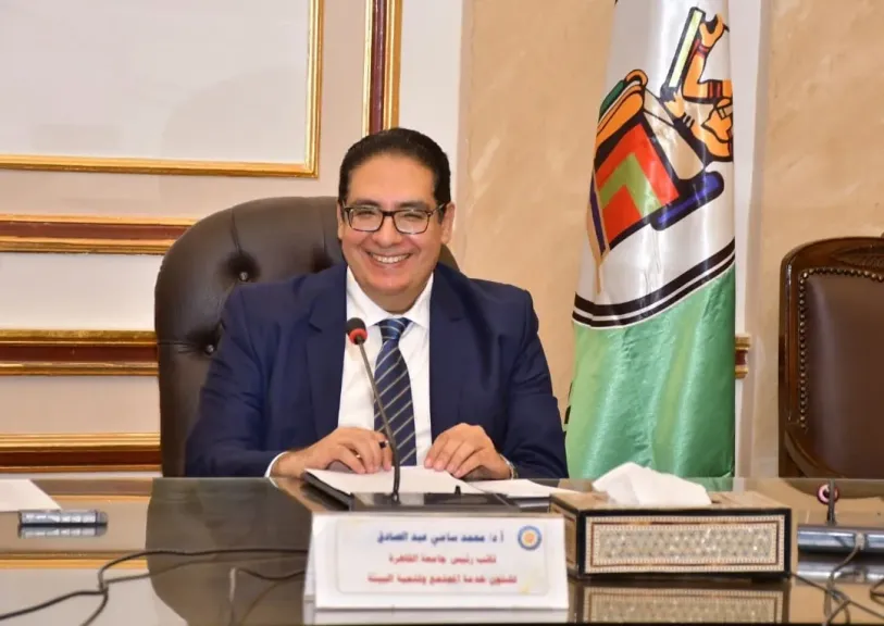 رئيس جامعة القاهرة يتفقد محطة البحوث الزراعية لتعزيز التشغيل وربط البحث العلمي بالإنتاج