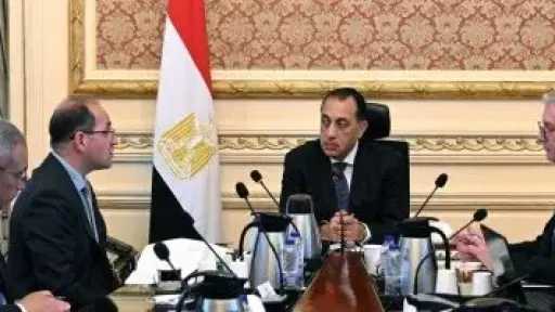 رئيس الوزراء يتابع الاستعدادات لتلبية احتياجات محطات الكهرباء من الوقود خلال العيد
