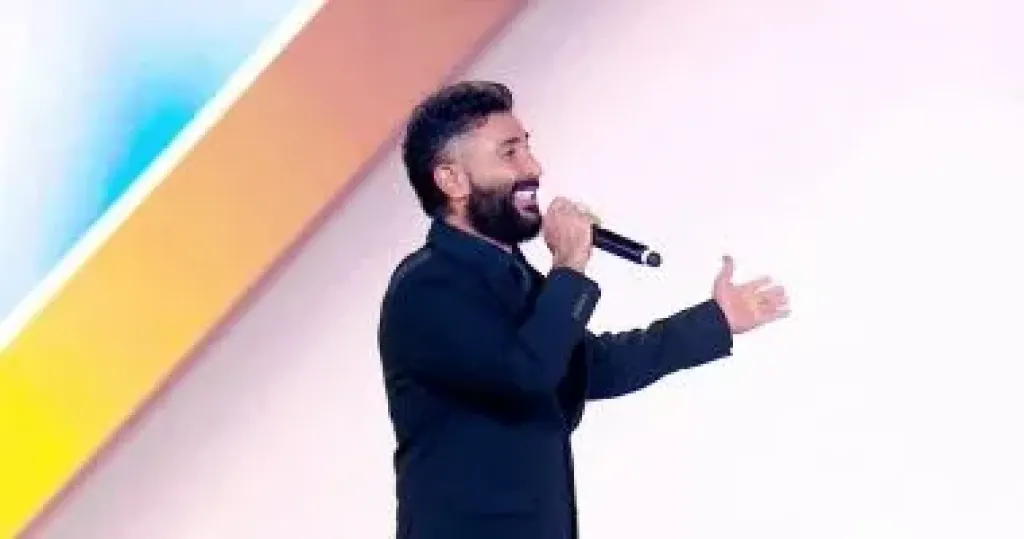 أحمد سعد يقدم فقرة فنية خلال احتفالية فرحة مصر بحضور السيدة انتصار السيسى