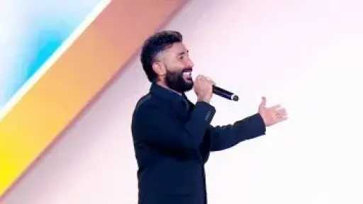 أحمد سعد يقدم فقرة فنية خلال احتفالية فرحة مصر بحضور السيدة انتصار السيسى