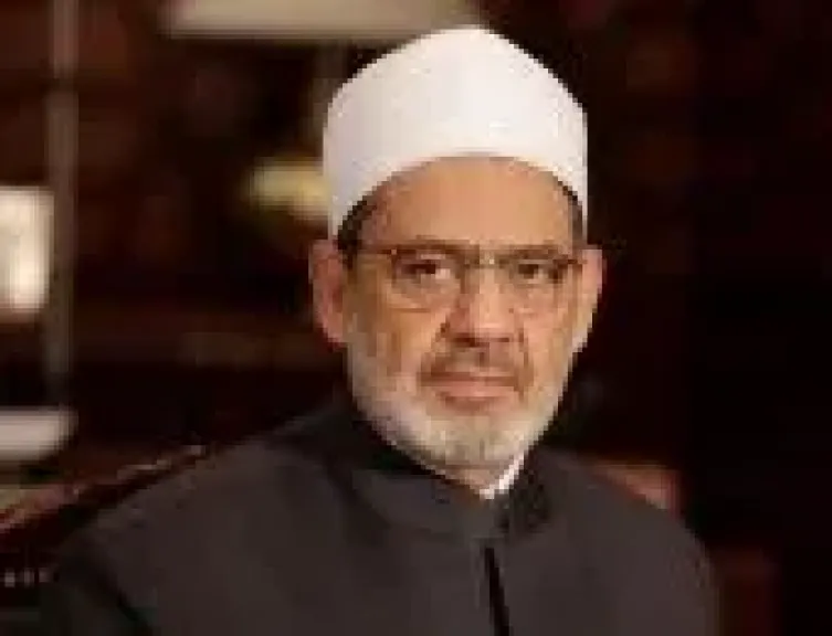 شيخ الأزهر يقرر صرف 1500 جنيه للعاملين بالتعليم مكافأة لانضباط الامتحانات