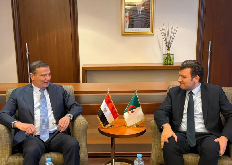 وزير الزراعة يبحث مع نظيره الجزائري تعزيز التعاون الزراعي والأمن الغذائي