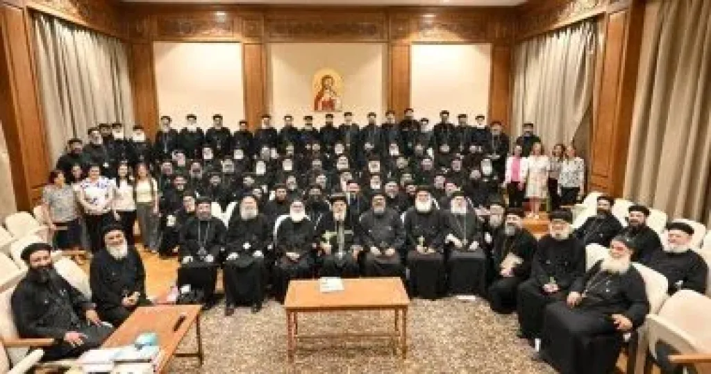 البابا تواضروس الثانى يلتقى كهنة الرعاية الاجتماعية بالمقر الباباوى بالعباسية
