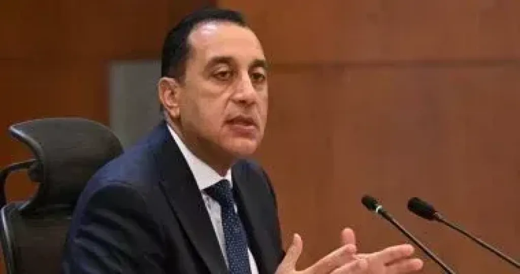 رئيس مجلس الوزراء يهنئ الرئيس السيسى بقرب قدوم عيد الأضحى المبارك