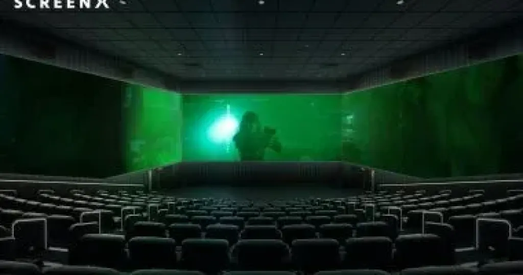 فيلم «سفن دوجز» يدخل التاريخ كأول فيلم عربي يُعرض بتقنية ScreenX