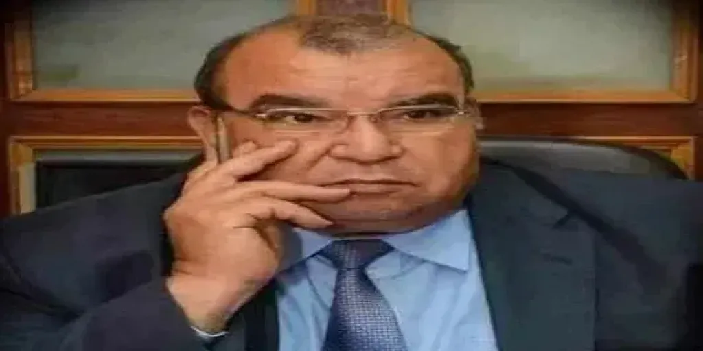 رفعت فياض يكتب : كارثة إنحراف أستاذ الجامعة