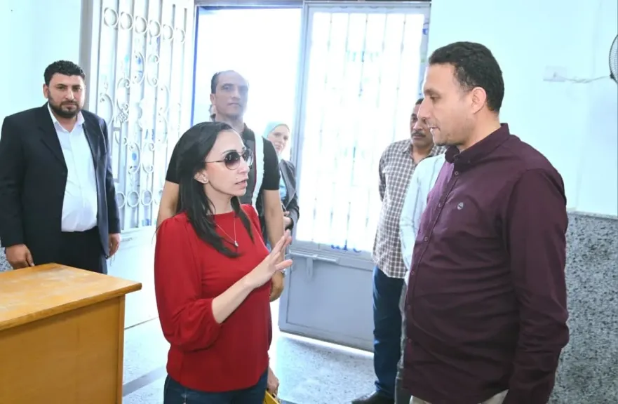 محافظ البحيرة تتفقد موزع إدكو الجديد التابع لشركة البحيرة لتوزيع الكهرباء