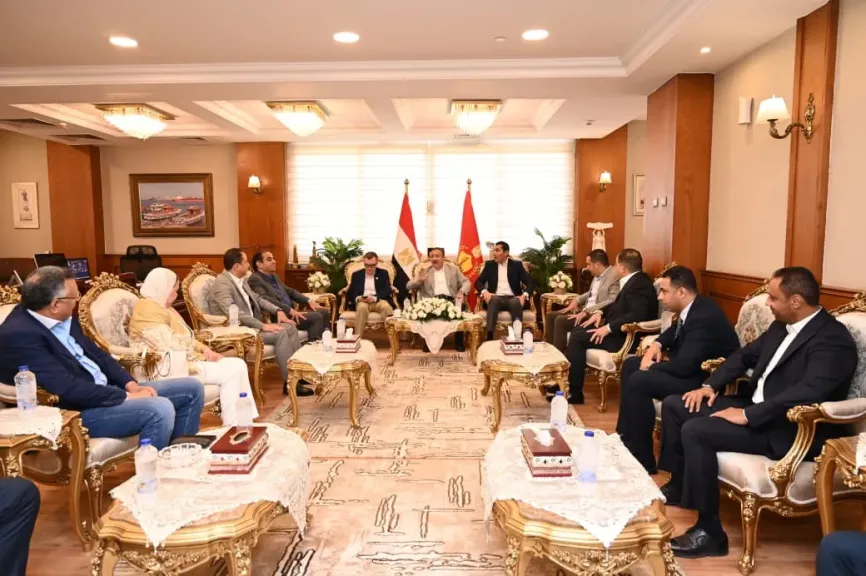 وزير الشباب والرياضة يلتقي وزير التخطيط ومحافظ بورسعيد في مستهل جولته التفقدية بالمحافظة