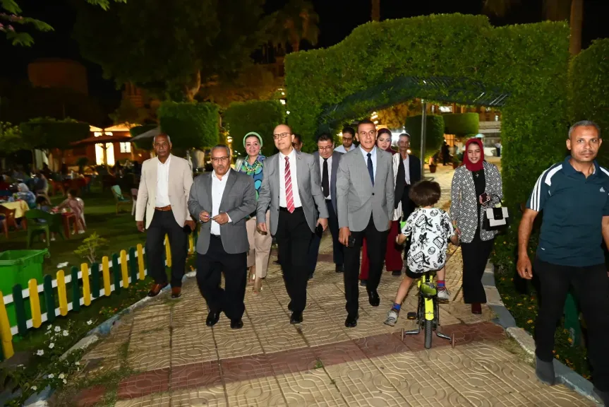 الدكتور المنشاوي يترأس اجتماع مجلس إدارة نادي جامعة أسيوط الجديد