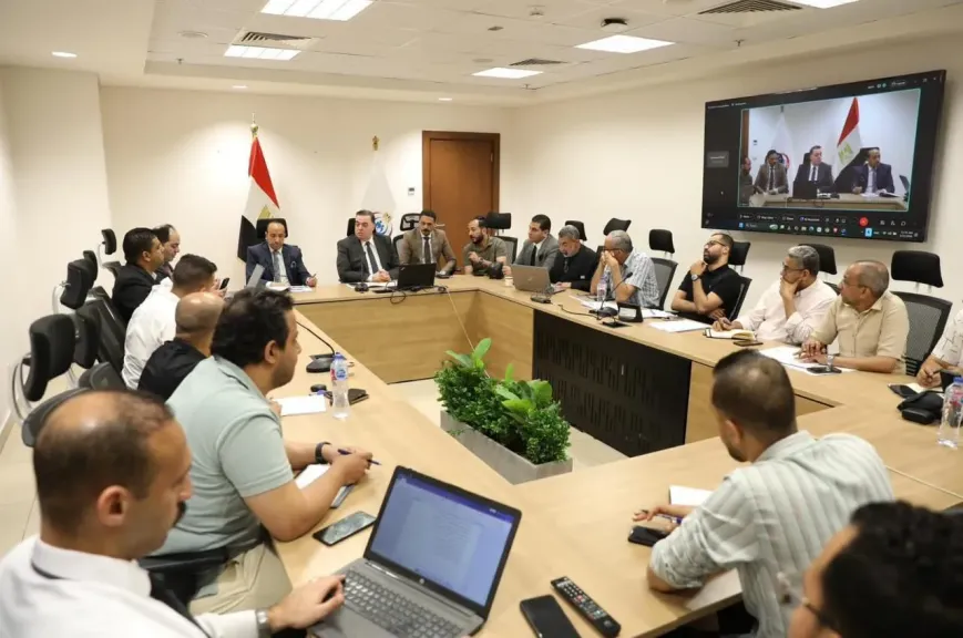 مساعد وزير الصحة يتابع استعدادات المنيا لمنظومة التأمين الصحي الشامل