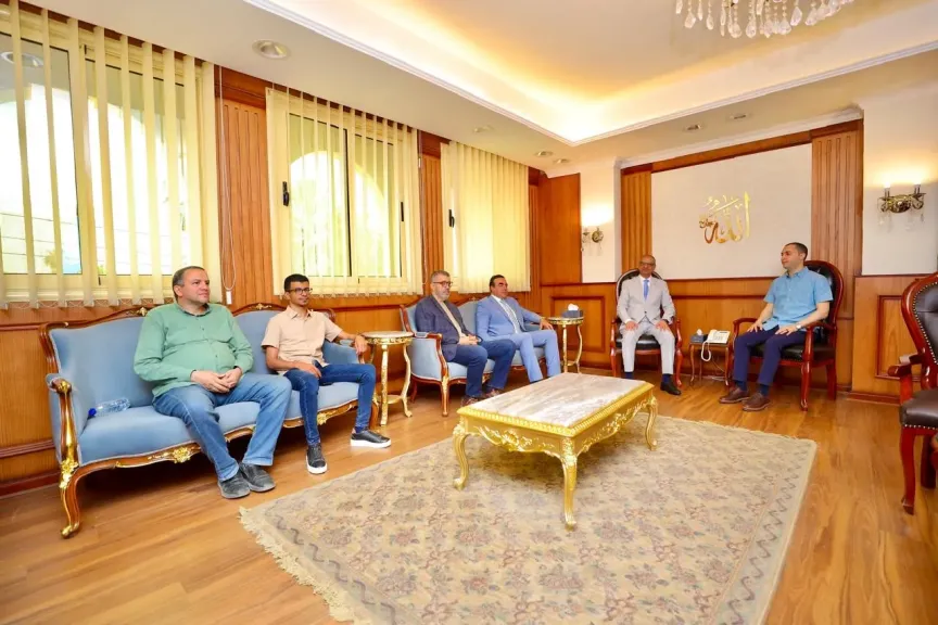 الجراحي يتفقد مشروعات التجارة الداخلية بكفر الشيخ لتسريع التنفيذ
