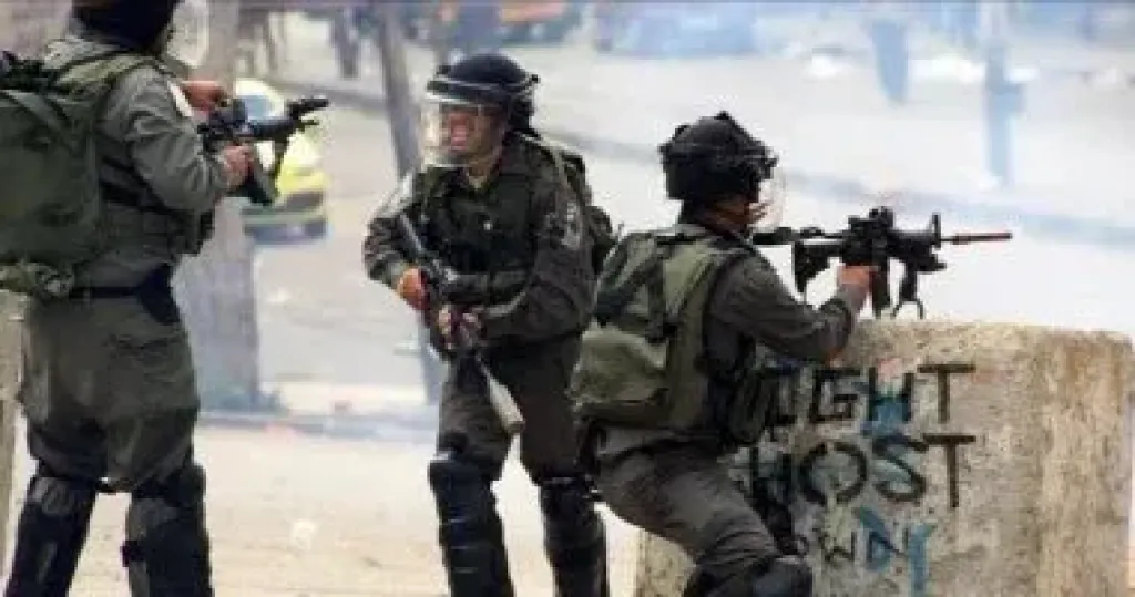 إصابة فلسطينيين اثنين بالرصاص خلال اقتحام الاحتلال لجنوب بيت لحم