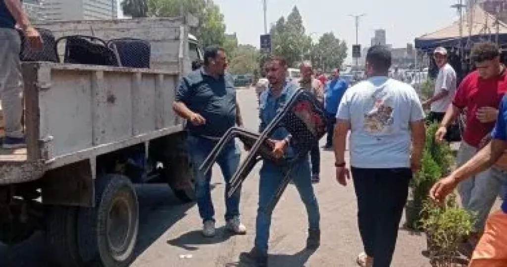 إزالة إشغالات المقاهى والمحلات خلال حملات مكثفة بحى العجوزة