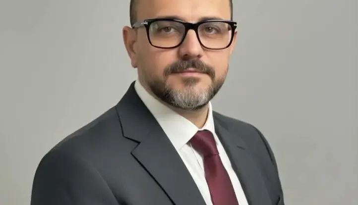 المتحدث الرسمى باسم رئيس الوفد: فصل أي عضو يتخذ السب والقذف منهجًا داخل الحزب