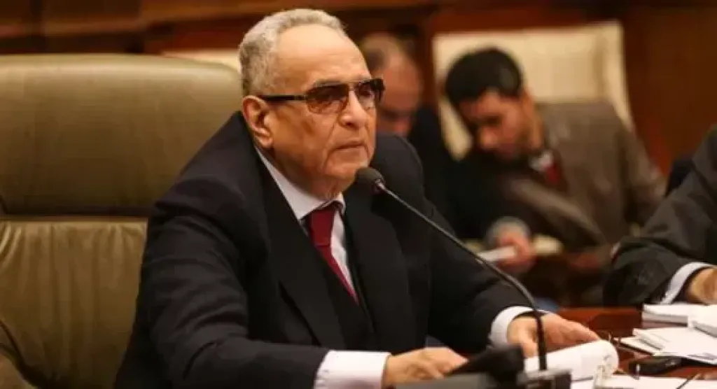 أبو شقة يهنئ الرئيس السيسي بعيد الأضحى ويدعو للتلاحم بين أبناء الوطن