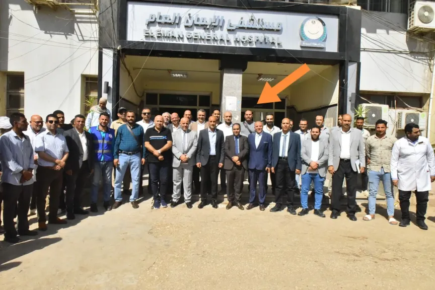 محافظ أسيوط يواصل استقبال المهنئين بعيد الأضحى وسط أجواء احتفالية
